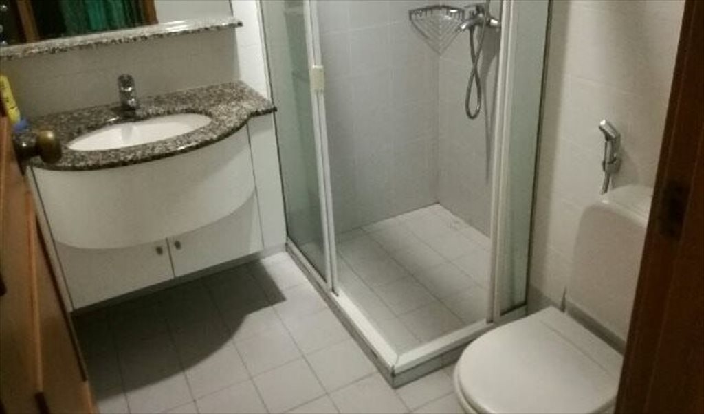 Room for rent in Gerald Terrace, Hougang - 11 Gerald Terrace, Singapore - Image 2