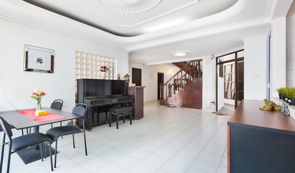 Room for rent in Upper Bedok Road, Bedok - Serviced Master Room near SG EXPO/ Changi Business Park/ Changi Airport/ MRT - Image 5