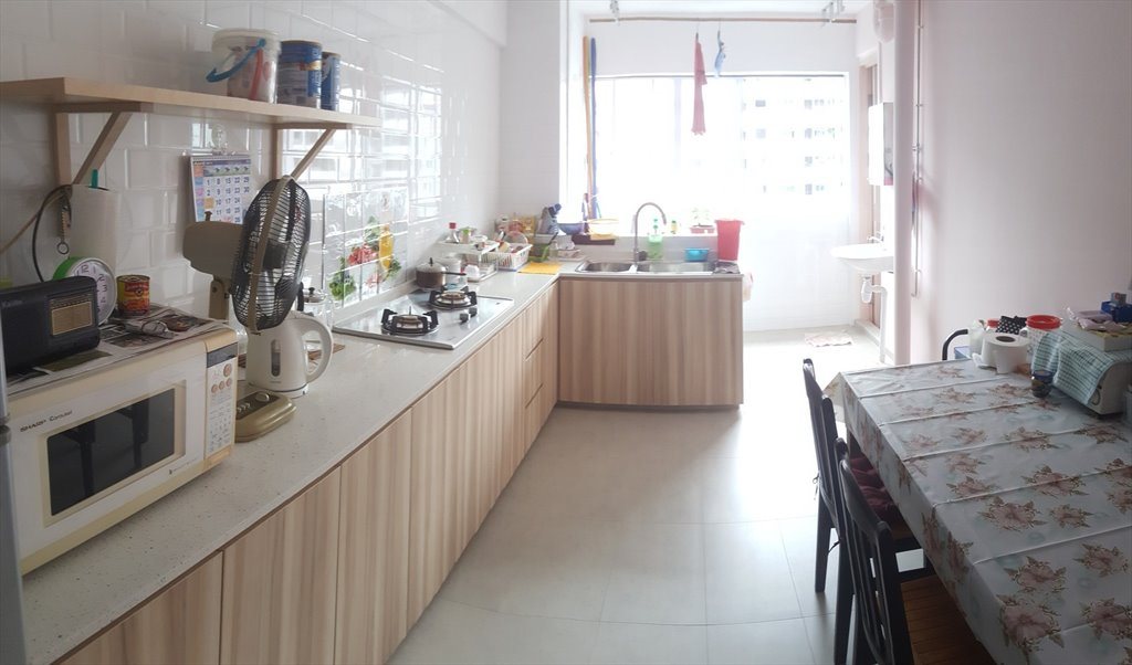 Room for rent in Clementi Ave 2, Clementi - Single Bedroom For rent - Image 2