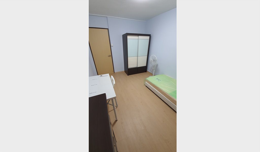 Room for rent in Clementi Ave 2, Clementi - Single Bedroom For rent - Image 4