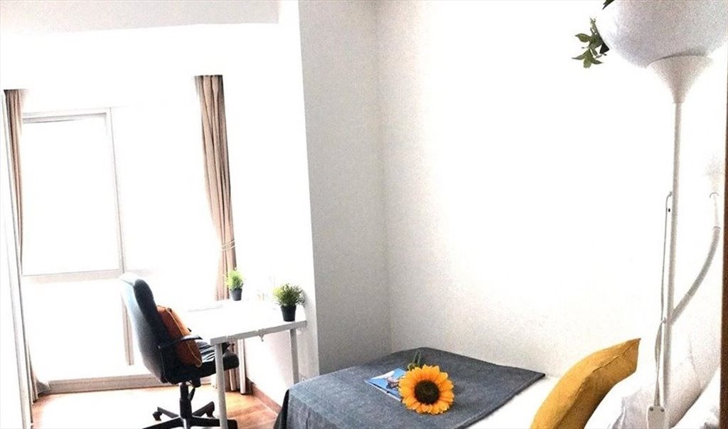 Room for rent in Marina Boulevard, Downtown Core - Virtual Viewing & Digital Check-in . Cosy Common Room @ Raffles Quay / Downtown MRT - Image 4