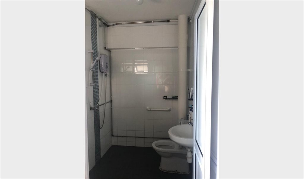 Room for rent in Serangoon North Ave 1, Serangoon - Serangoon North Avenue 1, common room, for rent - Image 3
