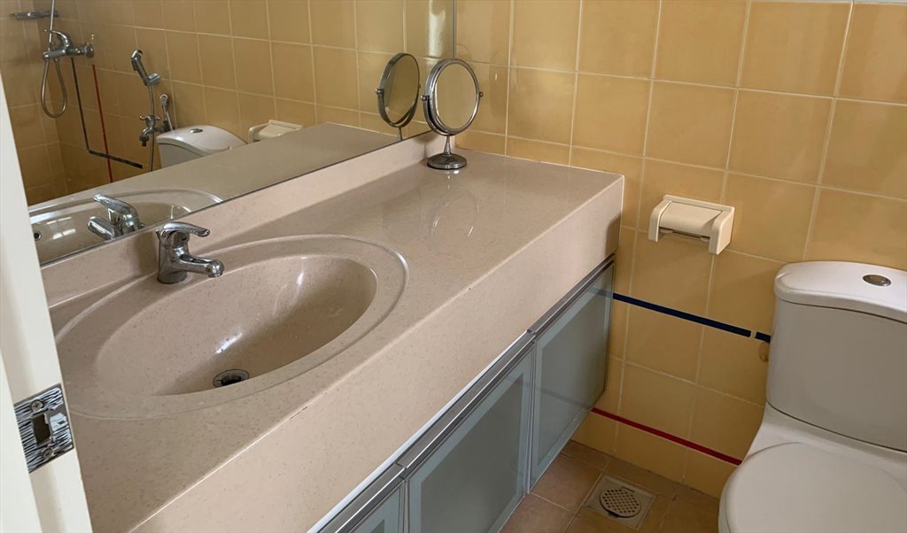 Room for rent in Bukit Batok West Ave 5, Bukit Batok - Bukit Batok West Avenue 5, near Bukit Gombak MRT, Master Room, for rent - Image 3