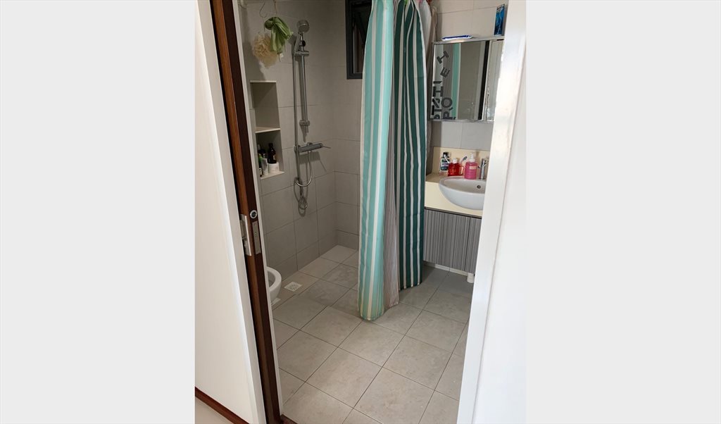 Room for rent in Cantonment Rd, Outram - High floors Roon for Rent - Image 7