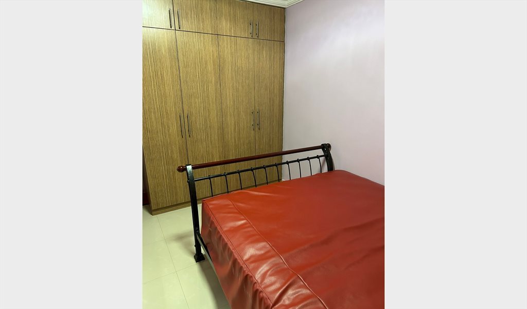 Room for rent in Compassvale Walk, Sengkang - Compassvale Walk, Master Room, near Sengkang MRT, for rent - Image 2