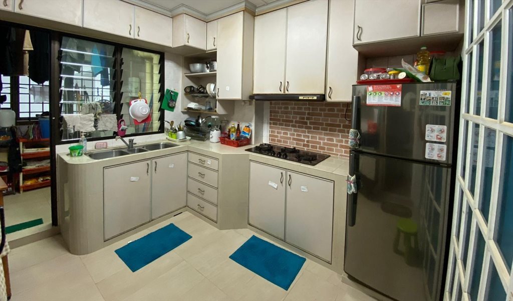 Room for rent in Compassvale Walk, Sengkang - Compassvale Walk, Master Room, near Sengkang MRT, for rent - Image 4