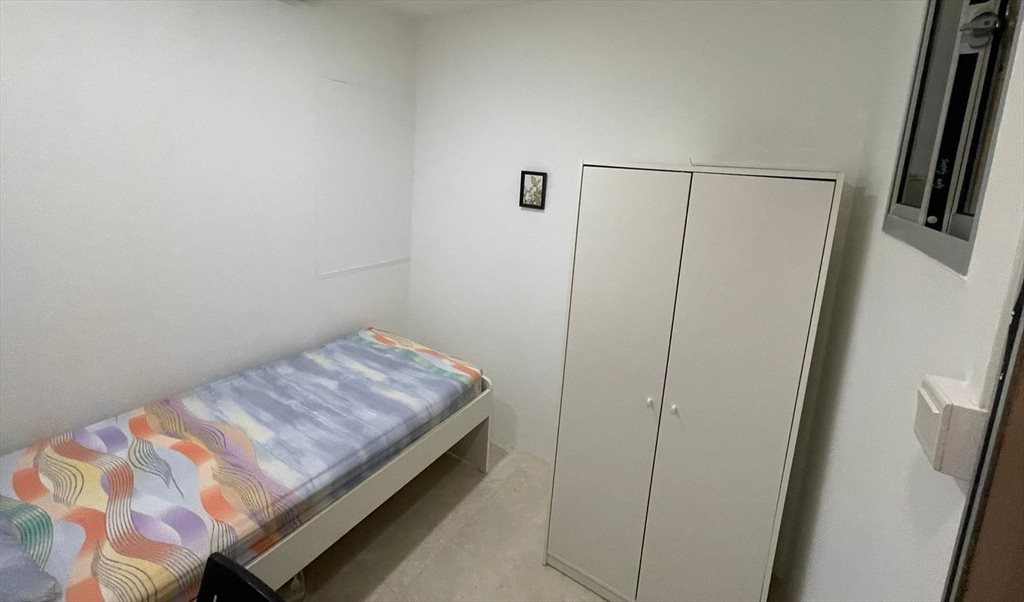 Room for rent in Corporation Rd, Jurong West - Lakeholmz, near Lakeside MRT, Common Room for rent - Image 3