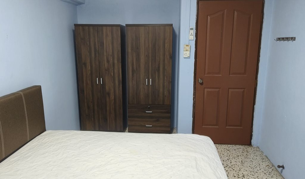 Room for rent in West Coast Dr, Clementi - Common room @ Blk 508 West Coast Drive - Image 2