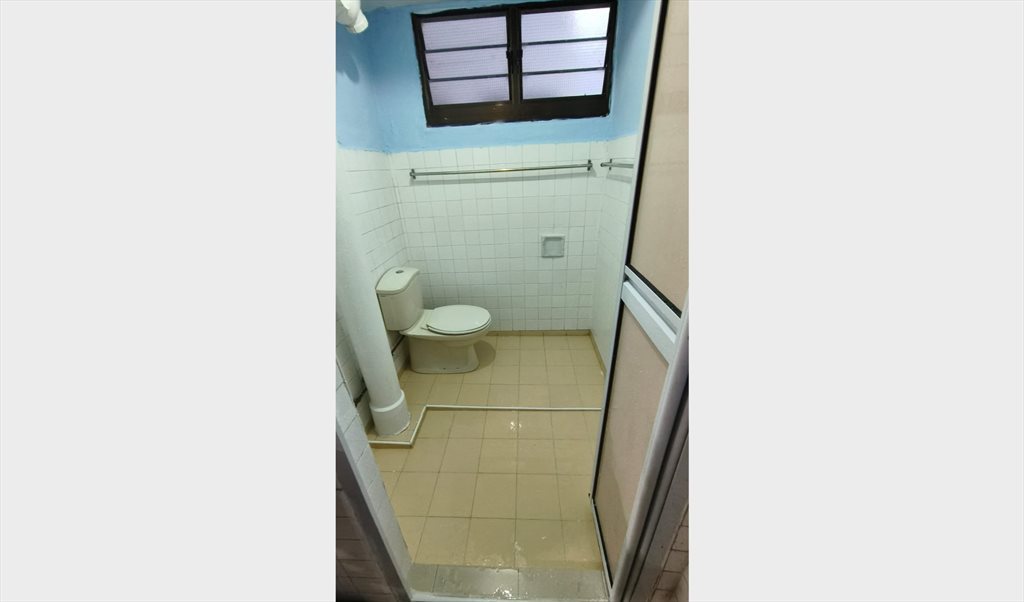 Room for rent in West Coast Dr, Clementi - Common room @ Blk 508 West Coast Drive - Image 4