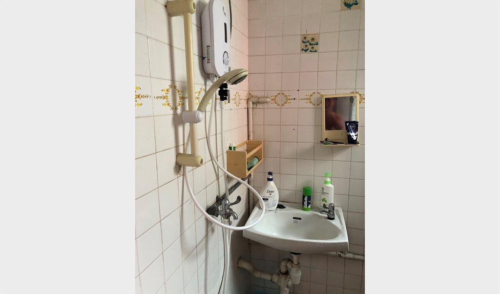 Room for rent in Jurong East St 21, Jurong East - Sharing Room at Jurong East - Image 5