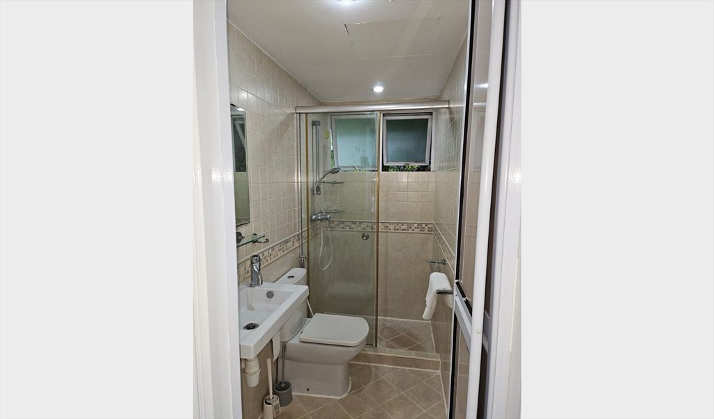 Room for rent in Pine Grove, Bukit Timah - ACCOMMODATION FOR INSEAD/NUS/ESSEC/CURTIN STUDENTS - Image 2