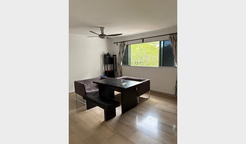 Room for rent in Bukit Batok St 31, Bukit Batok - Modern Room with Aircon & WiFi – No Agent Fees - Image 2