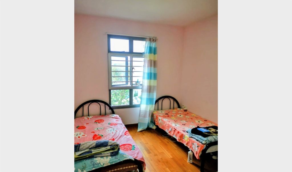 Room for rent in Margaret Dr, Queenstown - **Looking for 1 female tenant/ (Master bedroom / include electricity, Internet, Aircon/Can cook/ mrt - Image 3