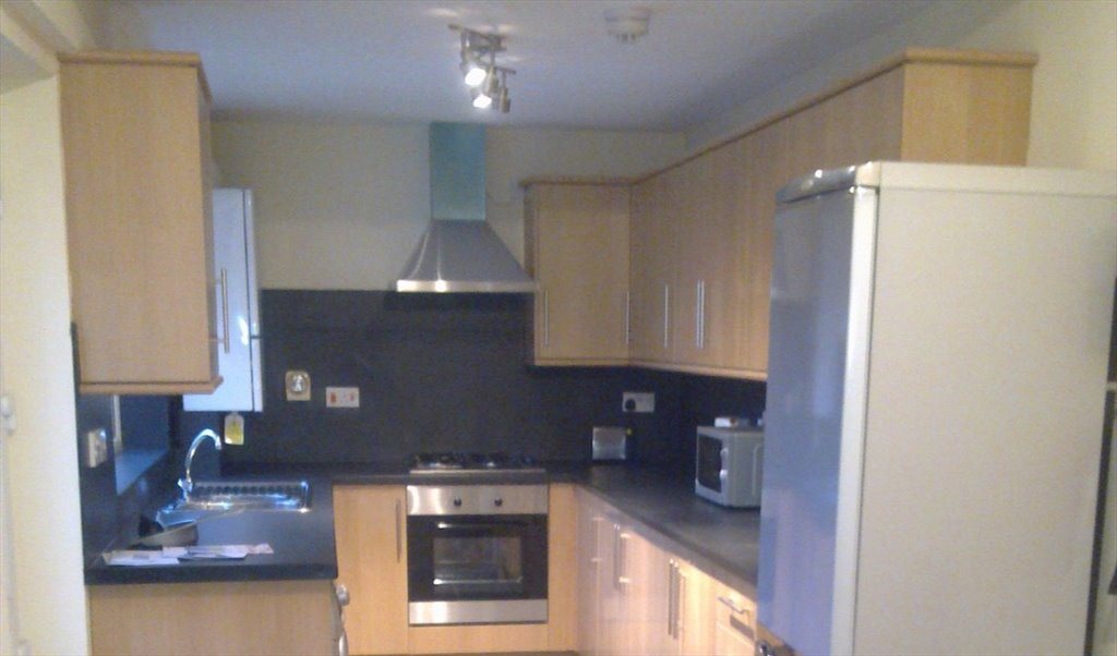 Room to rent in Linden Road, Ladywood - Bearwood near Hagley Rd (good links to City Centre - Image 2