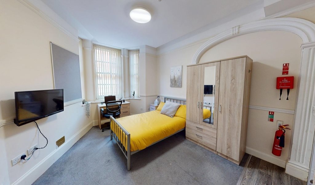 Room to rent in Cornwall Street, Ladywood - Luxury studio apartment City Centre - Image 3