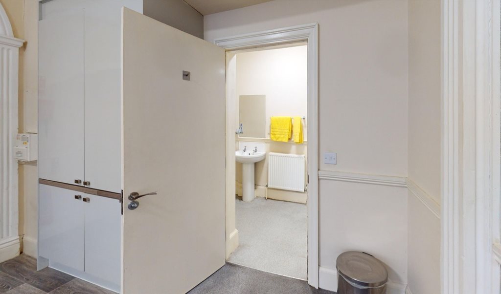 Room to rent in Cornwall Street, Ladywood - Luxury studio apartment City Centre - Image 6
