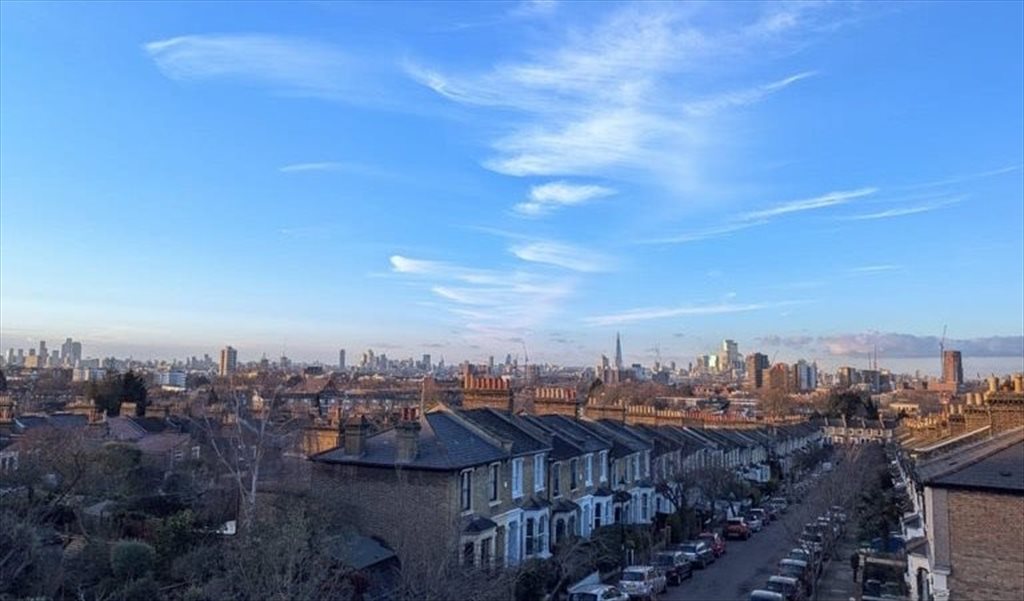 Room to rent in Kitto Road, Lewisham - Calm and Cozy room available in Telegraph Hill SE14 - Image 2