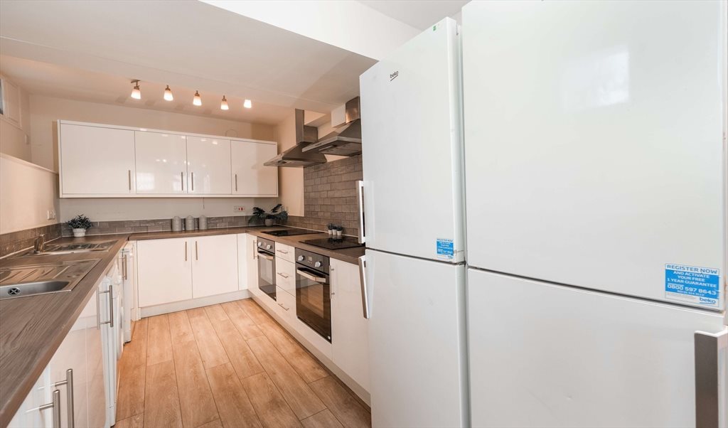 Room to rent in Trafalgar Street, Devonshire Quarter - Rooms in city centre flat share (1TC) - Image 2