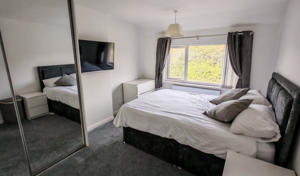 Room to rent in Chalcombe Close, Stoke Gifford - Bills Inclusive! 1 large bedroom in shared house. - Image 6