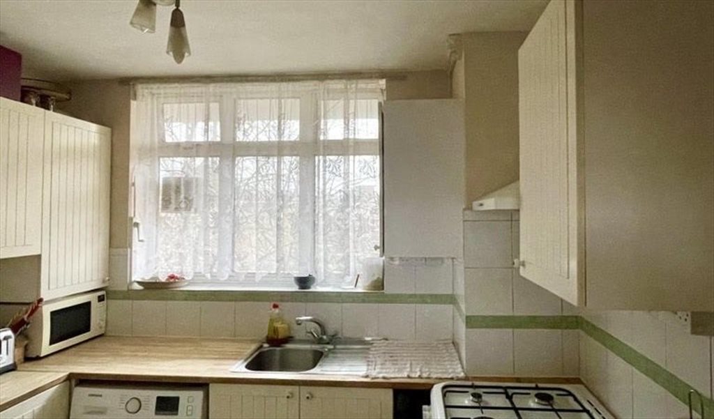 Room to rent in Patmore Street, Wandsworth - Cozy single room for rent in Battersea - Image 7