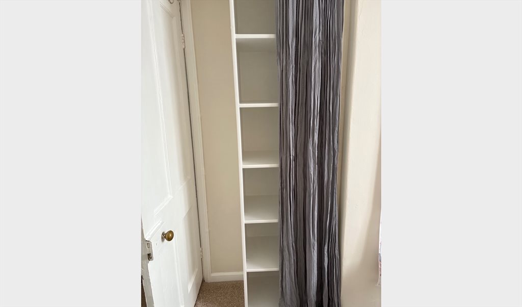 Room to rent in Shroffold Road, Lewisham - Clean single room for rent - Image 4