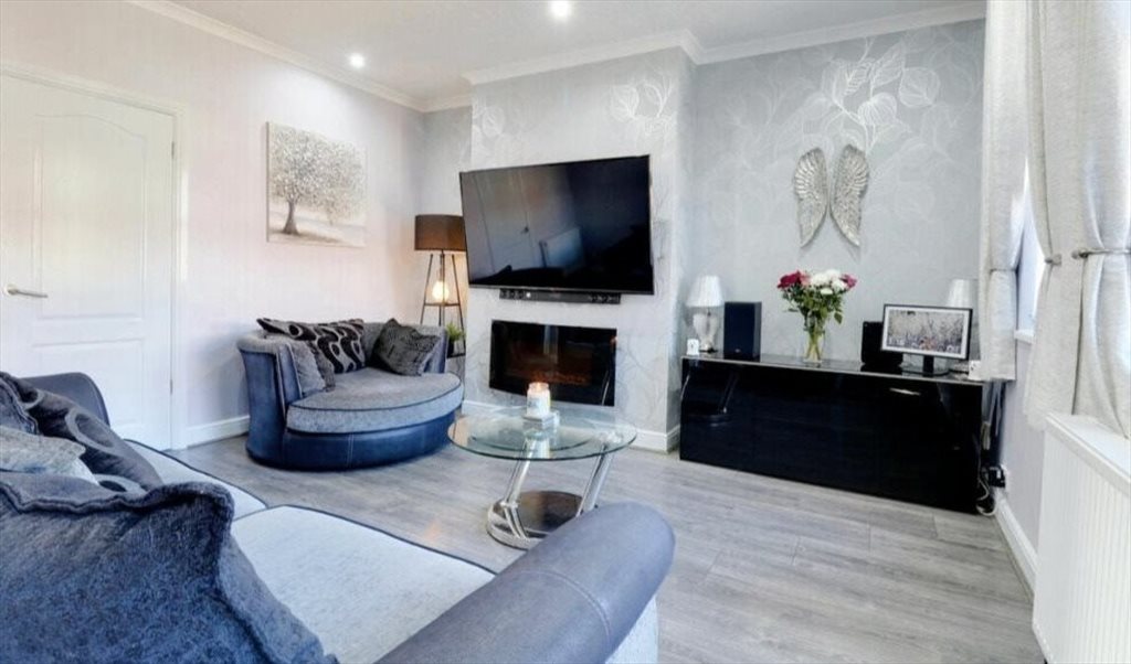 Room to rent in Dagnam Road, Arbourthorne - Modern Furnished Large Double Room in Quiet Home - S2 - Image 3