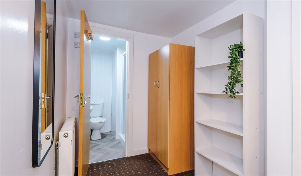 Room to rent in Longford Place, Longsight -  Beautiful Ensuite Rooms – All Bills Included – M14 Manchester - Image 5