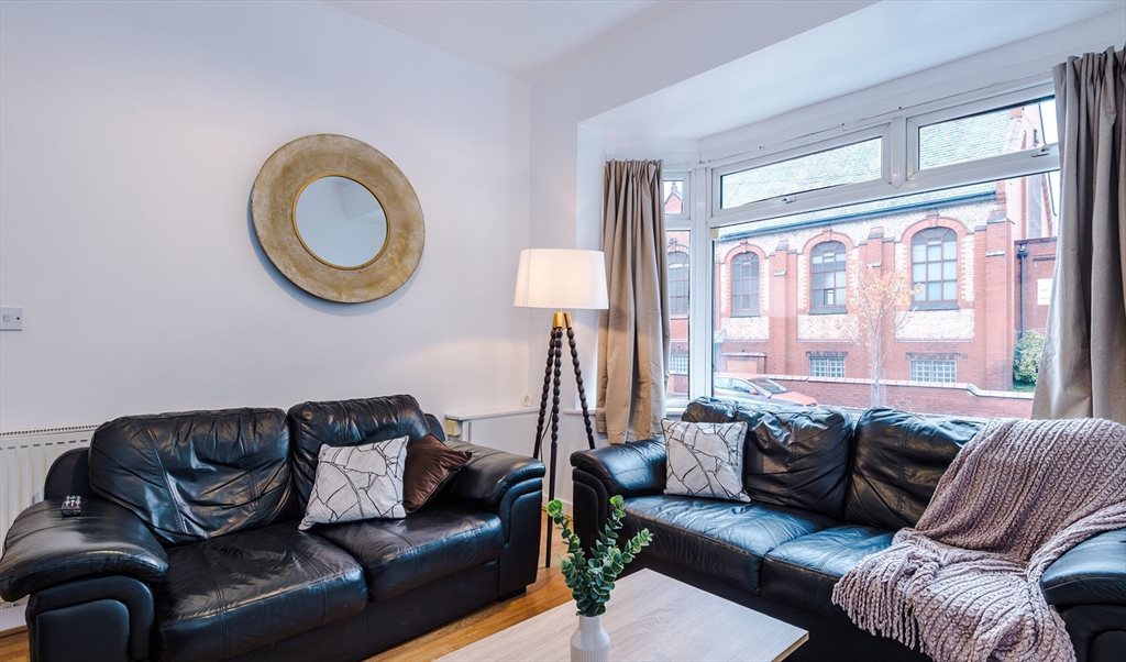Room to rent in Longford Place, Longsight -  Beautiful Ensuite Rooms – All Bills Included – M14 Manchester - Image 6