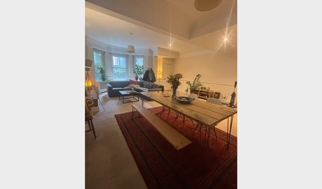 Room to rent in North Side Wandsworth Common, Wandsworth - Two Double bedrooms to rent by wandsworth common - Image 3