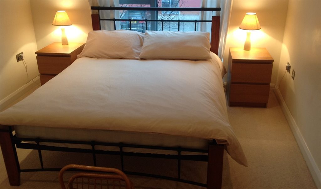 Room to rent in Whippendell Road, Holywell - Luxurious 2 Bed Apartment - Image 2