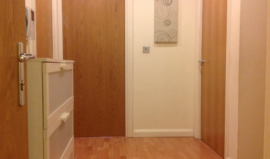 Room to rent in Whippendell Road, Holywell - Luxurious 2 Bed Apartment - Image 5