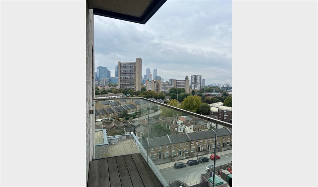 Room to rent in Salcombe Court, Tower Hamlets - Amazing Double Room in E14 - Image 7