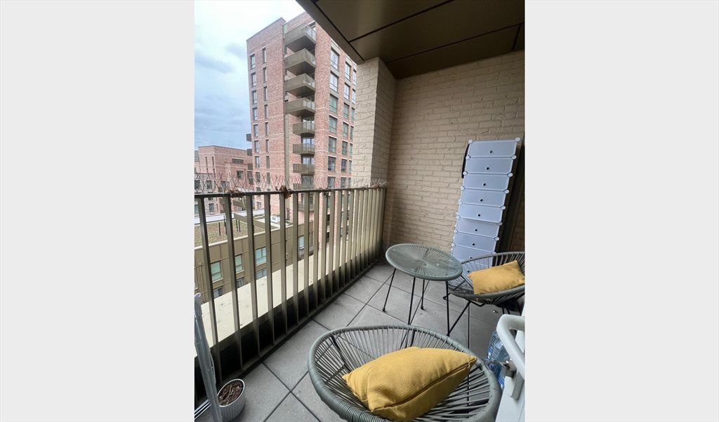 Room to rent in Gasholder Place, Lambeth - Modern Central London Studio with Gym & 24/7 Concierge - Image 6