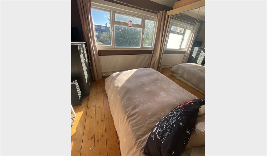 Room to rent in Wyatt Park Road, Lambeth - Cosy Double Room in Streatham Hill - Image 3