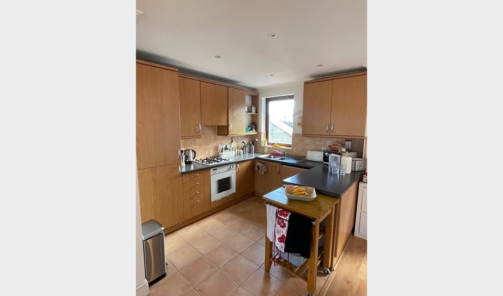 Room to rent in Vantage Mews, Tower Hamlets - ✨Lovely & Bright Ensuite Room in Canary Wharf ✨ - Image 4