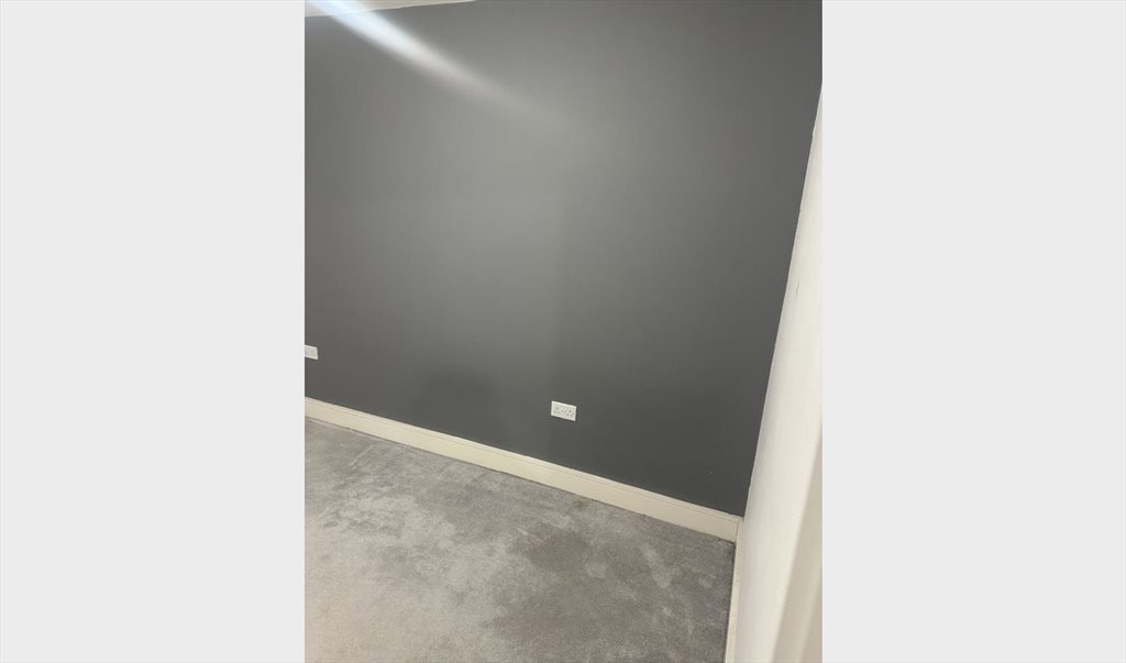 Room to rent in Beamlight Road, Greasley - Double room to rent - Image 3