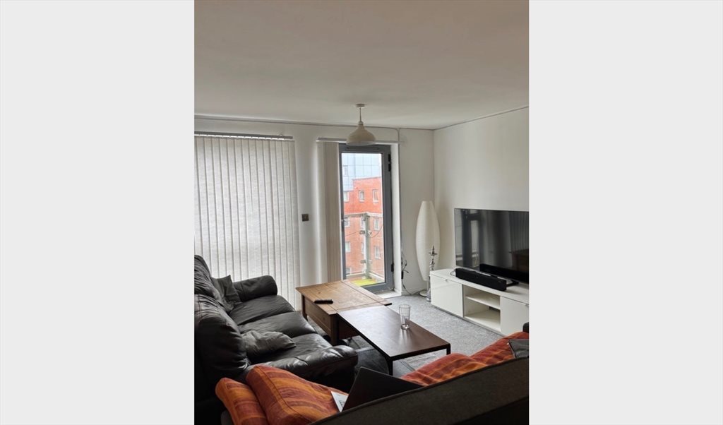 Room to rent in Elmira Way, Salford - Muslim flat mate required - Image 6