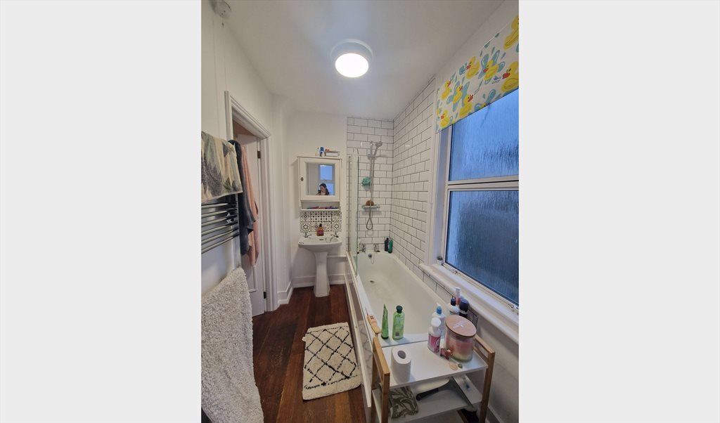 Room to rent in Ruskin Road, Westbourne & Poets' Corner - Couples preferred, individuals dm (more expensive rent) - Image 5