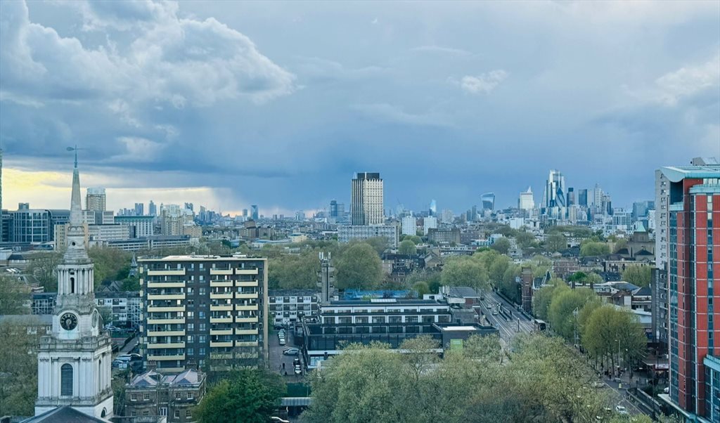 Room to rent in Blashill Court, Tower Hamlets -  Zero Deposit ╹Panoramic View ╹E14 ⚫ - Image 4