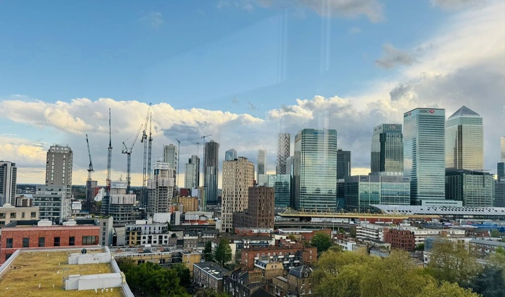 Room to rent in Blashill Court, Tower Hamlets -  Zero Deposit ╹Panoramic View ╹E14 ⚫ - Image 5