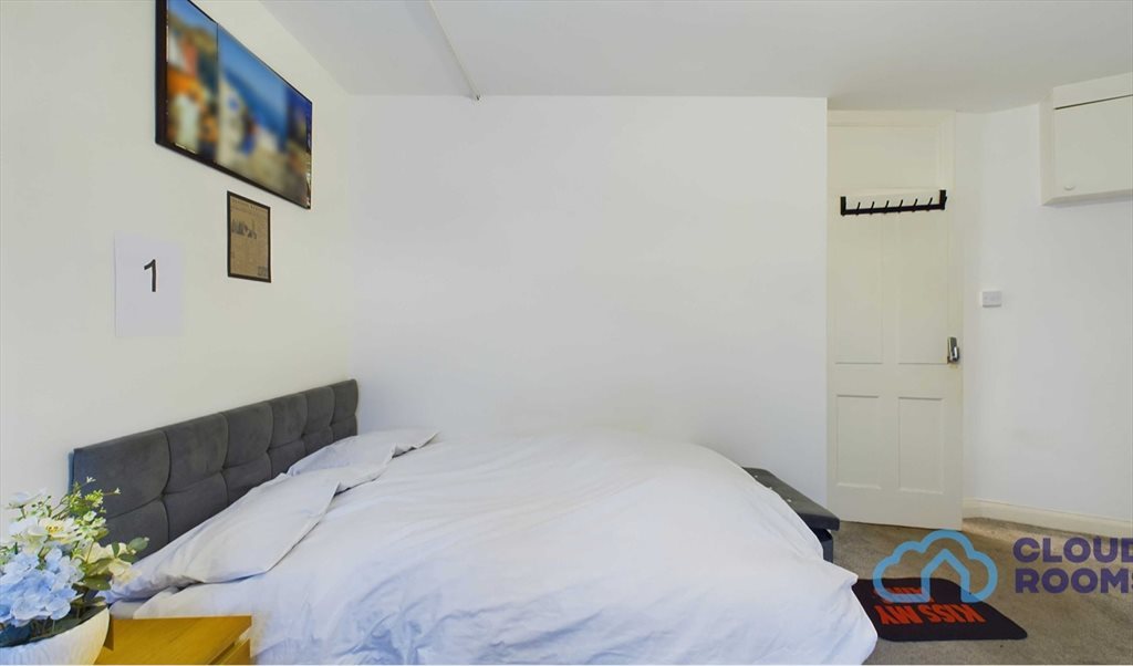 Room to rent in Alexandra Court, Brent -  3 Rooms╹ Zero Deposit ╻ Wembley Park ⚫ - Image 2