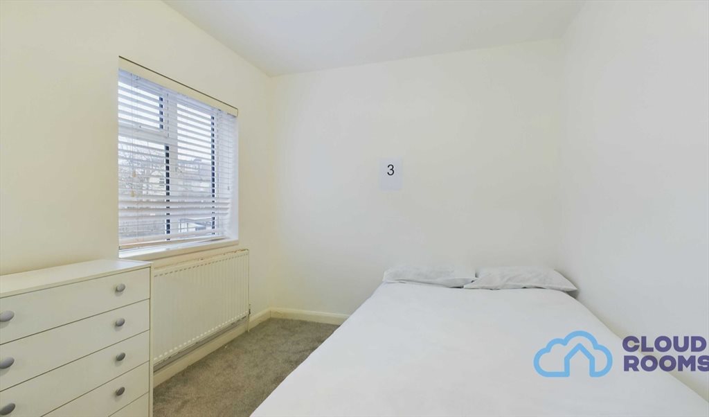 Room to rent in Alexandra Court, Brent -  3 Rooms╹ Zero Deposit ╻ Wembley Park ⚫ - Image 3