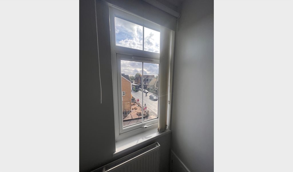 Room to rent in Cowley Road, St. Clement's - Double en-suite room, house share on cowley road oxford - Image 6