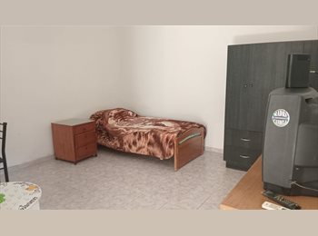Roomgo AR - Habitación con baño privado y cocina, San Isidro - AR$ 400.000 pm