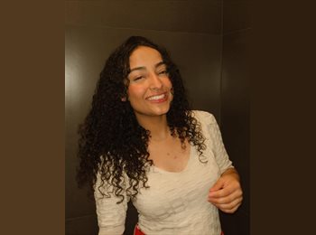 Roomgo AR - Yasmin  - 19 - Buenos Aires