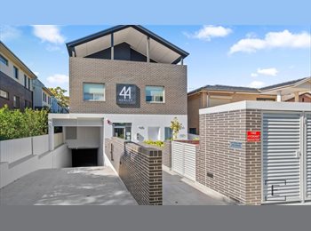 Roomgo AU - MODERN STUDIO WITH FREE WIFI!!, Mortlake - $460 pw