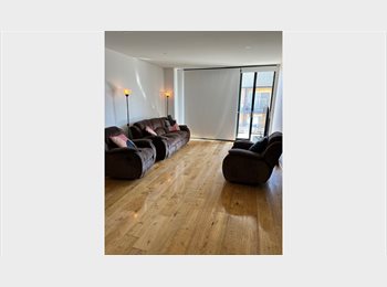 Roomgo AU - Room available in Kensington area, Kingsford - $490 pw