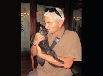 Roomgo AU - Tarsh Shinde - 21 - Southport