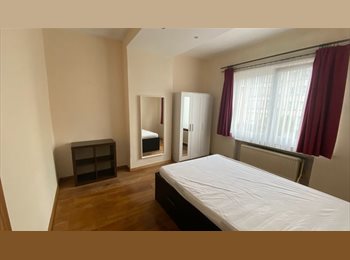 Appartager BE - Chambres 15m2 full meublée dans colocation, Jette - 620 € pm