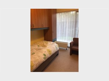 Appartager BE - Chambre à louer chez habitant privé .. hyper calme clos privé terrain tennis à disposition gratuit  , Woluwe Saint Lambert - Sint Lambrechts Woluwe - 475 € pm
